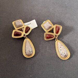 Vintage Avon Gold Tone Clip-On Earrings